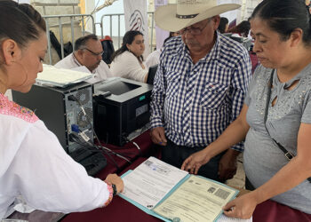 Eficienta gobierno estatal trámites administrativos del Registro Civil