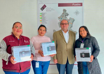 Beneficia IEDEP a estudiantes de unidades de extensión regional con proyectores