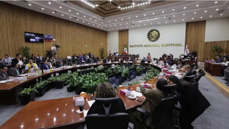 Abril y mayo los meses para 3 debates presidenciales: INE