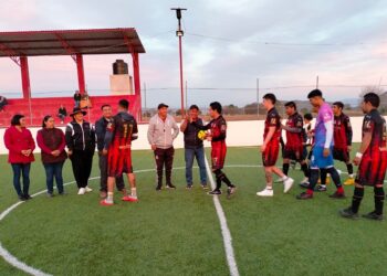 Realizan torneo de fútbol en Ocotepec