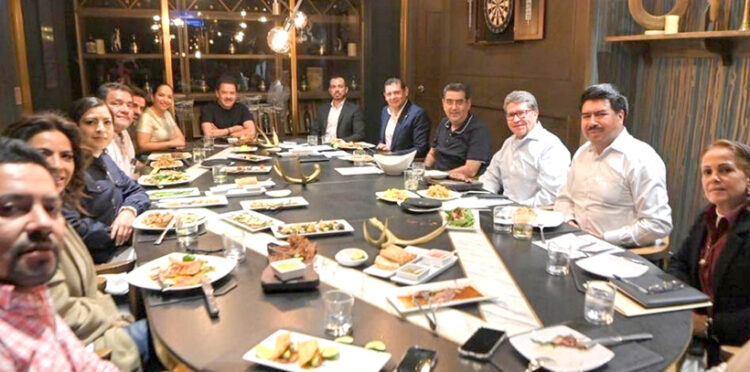 Reunión para fortalecer la campaña de MORENA en Puebla