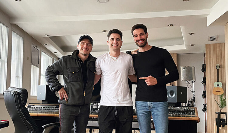 Mil heridas: el debut musical de Matias Puente, revelando su pasión y talento innato