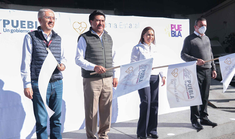 Abandera Gaby Bonilla salida de convoy de víveres a Guerrero