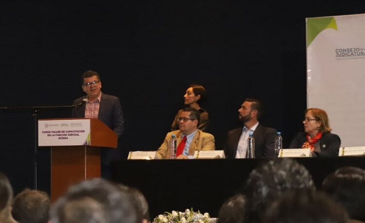 Poder Judicial de Puebla capacita a sus servidores públicos para brindar un mejor servicio