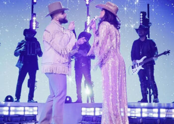 Ana Bárbara deslumbró anoche en Premios Lo Nuestro, demostrando porque es la Reina