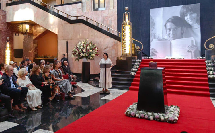 La Secretaría de Cultura federal y el Inbal rinden homenaje al escritor José Agustín, con letras y rock and roll