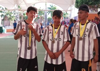 Triunfa Petlalcingo en atletismo y futbol