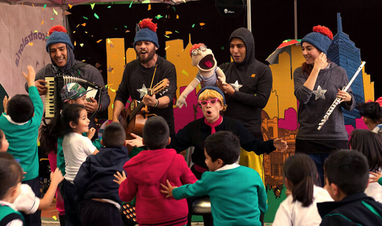 Shakespeare para las infancias y juventudes a ritmo de blues y rock, con la creatividad de Alberto Santiago