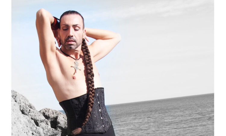 Marco Antonio nos prepara un buen cañonazo de arte, música y diversión en su nuevo sencillo “Mi amante”