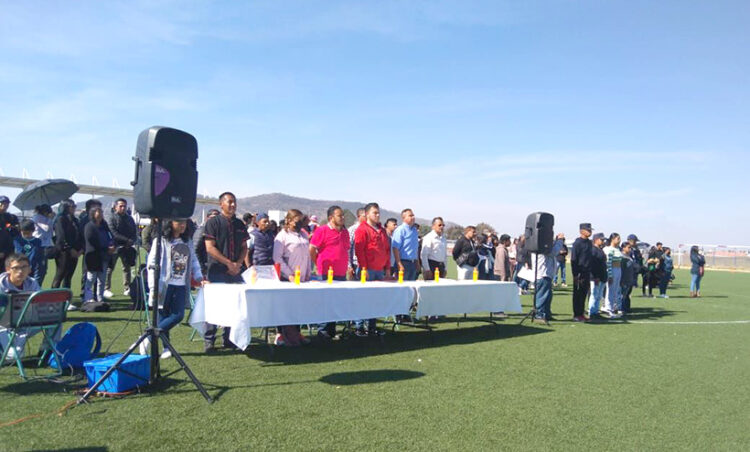 Realizan concurso de bandas de guerra en Amozoc