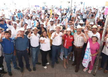 10 unidades móviles de salud llegarán a la Mixteca con Lalo Rivera como gobernador