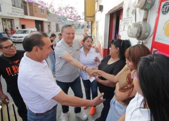 Fernando Morales y Berenice Portillo llegan con la ola Naranja a San Miguel Xoxtla