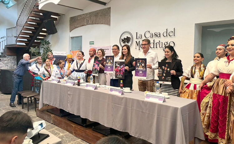 Presenta Ayuntamiento Fiesta Fundacional  de Barriando Puebla