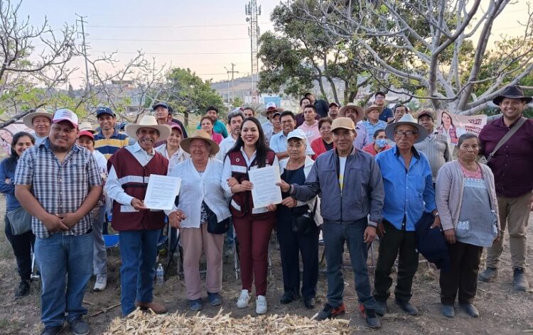 Firma Tonantzin Fernández acuerdos en favor de la tecnificación y capacitación del campo en San Pedro Cholula