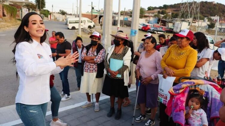 Seguridad, violencia a mujeres y falta de agua, principales peticiones hechas a Grace Palomares