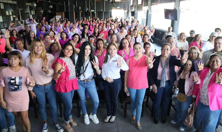 Fomenta Ceci Arellano la cohesión familiar en Puebla Capital