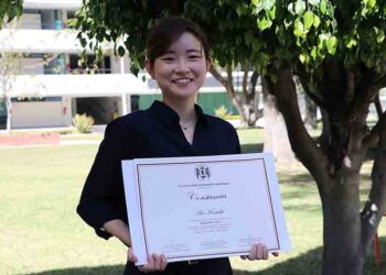 Viene desde Japón para aprender español en la UAG 