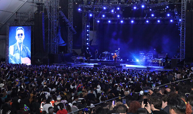 Romántica velada con Alejandro Sanz en Feria de Puebla 2024