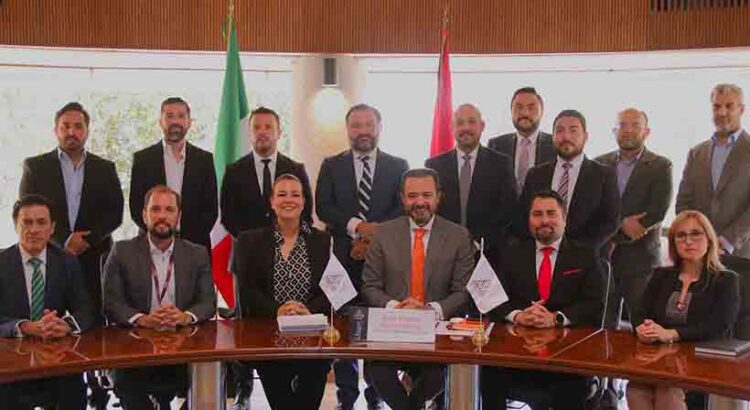 UAG firma convenio de colaboración con la ANADE