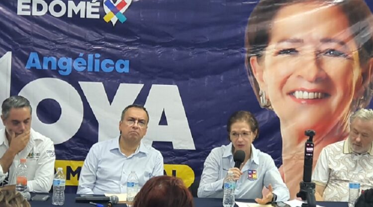 Angélica Moya dialogó con Colonos de Tecamachalco y se comprometió a resolver diversos problemas en la demarcación
