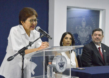 Reconoce la Rectora Lilia Cedillo calidad y calidez en la atención que brinda la Facultad de Estomatología