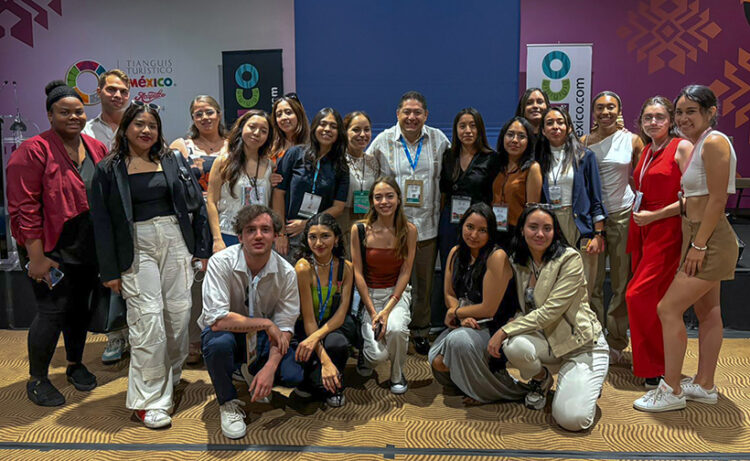 Estudiantes de la UDLAP asisten a la feria turística más importante de América Latina