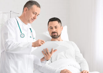 Hombres mexicanos tienen hasta cuatro veces más riesgo de desarrollar cáncer de vejiga