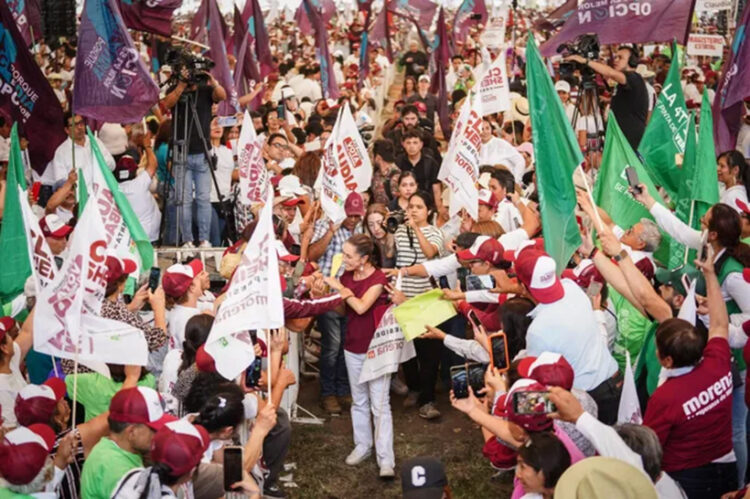 Claudia Sheinbaum se reunió con 180 mil personas en el norte, sur y centro