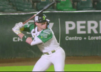 Pericos: Erupción emplumada en el Hermanos Serdán