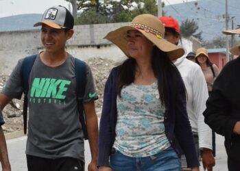 Ana Laura Sánchez Realiza recorrido en San José Ixtapa