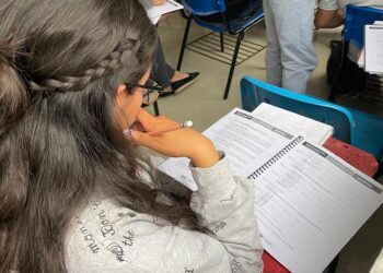Realizan cursos para ingreso a la BUAP en casa del estudiante
