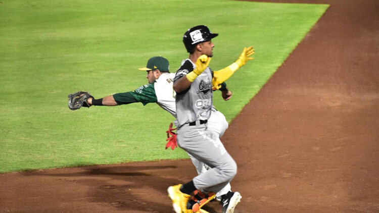 En gran duelo Olmecas se lleva el primer juego de la serie a Pericos