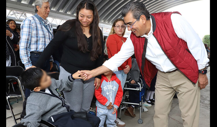 Inaugura Sergio Salomón la rehabilitación del Centro de Atención Múltiple “Yolojpili” en San Pedro Cholula