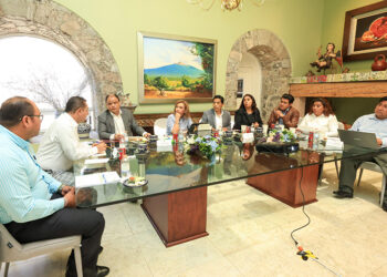 Presenta FOMTLAX plan de acción financiera para sanear cartera histórica