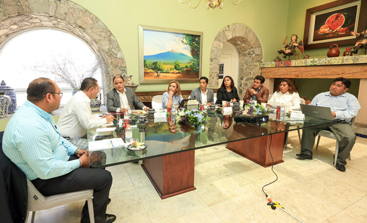 Presenta FOMTLAX plan de acción financiera para sanear cartera histórica