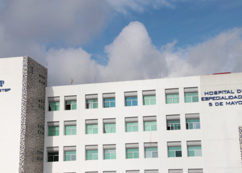 Sin alterar servicios mantenimiento a servidores del Sistema Médico