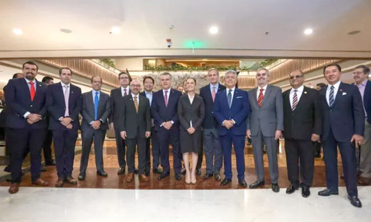 Claudia Sheinbaum anuncia agencia de transformación digital y su visión de desarrollo para el país ante el CCE