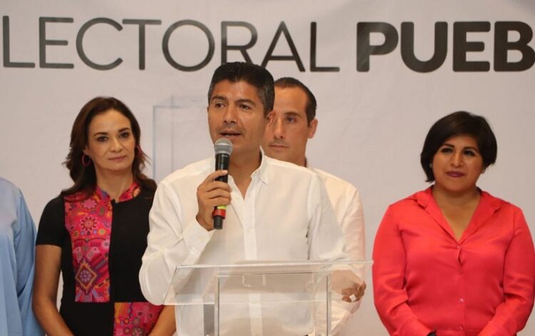 Lalo Rivera agradece a la ciudadanía que confió en él y a su equipo de campaña