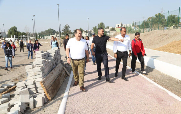 Avanzan obras de rehabilitación en los campos deportivos Texcoco