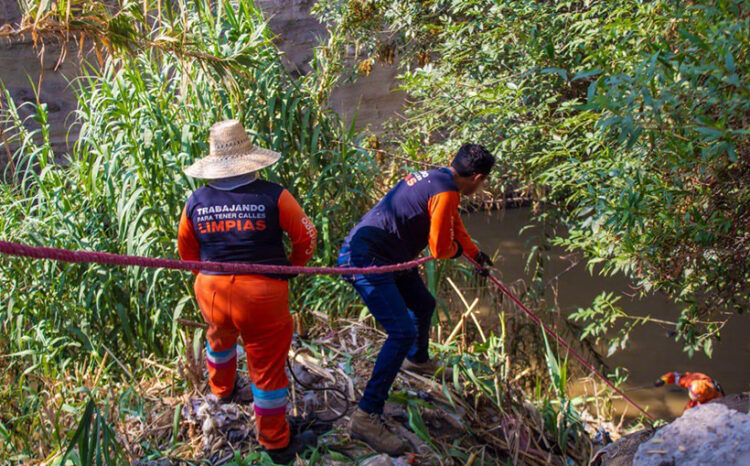 Organismo de limpia sigue en labores de limpieza de barrancas