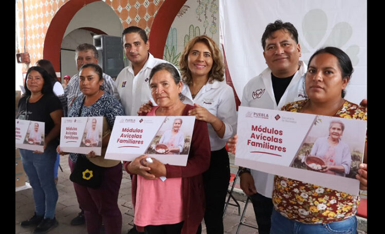 Entrega Bienestar Programa Integral Alimentario en Tochimiltzingo