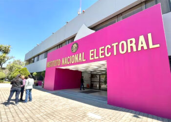 Rechaza INE petición del PRD para no perder registro nacional