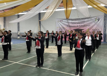 Se gradúa primera generación de la Normal en Xicotepec