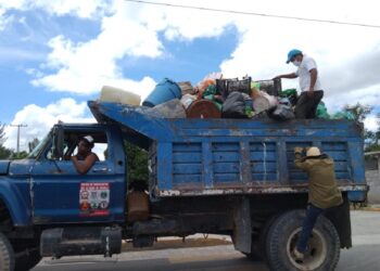 Combaten el dengue en Ahuatempan