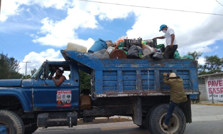 Combaten el dengue en Ahuatempan
