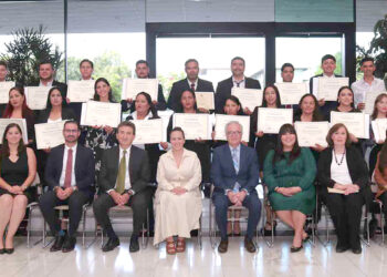 Capacitan a guías de turismo de la Ruta del Paisaje Agavero