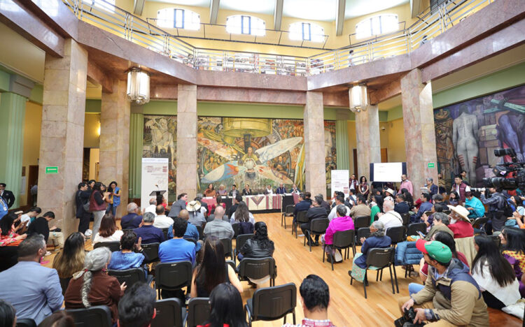El Palacio de Bellas Artes recibe a las grandes maestras y maestros del patrimonio artesanal de México