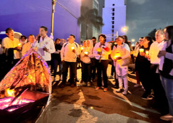 Simpatizantes de Roxana Luna realizaron con éxito la «Llama de la Esperanza»
