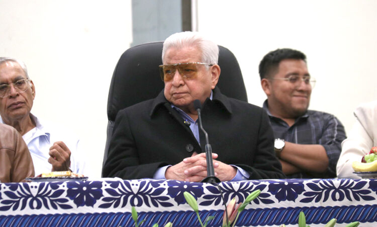 El artista debe tomar partido y cambiar a la sociedad: Aquiles Córdova