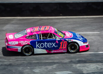 Regina Sirvent, quiere seguir haciendo historia en NASCAR Challenge visitando Querétaro